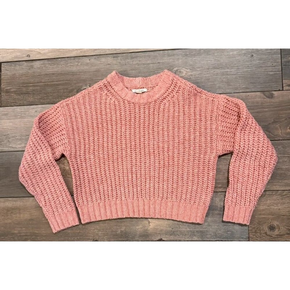 American Eagle Cropped Pink Sweater